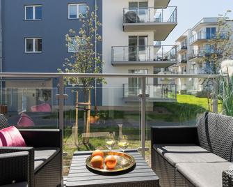 Seaside Apartamenty Porta Mare Kolobrzeg - Kolobrzeg - Balcony