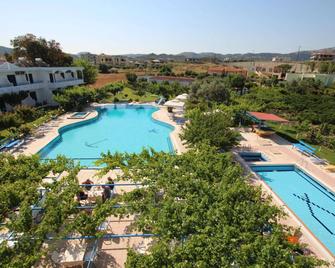 Garden Hotel - Pastida - Pool