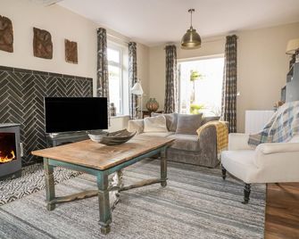Crantock Lodge - Newquay - Living room