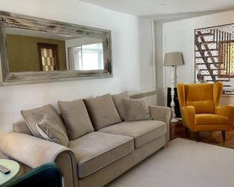Apartamento Dúplex Llivia - Llivia - Sala de estar