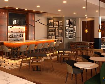 DoubleTree by Hilton Houston Westchase - Houston - Bar