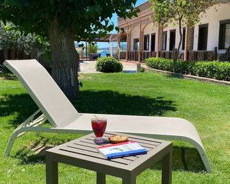Cunda Deniz Hotel - Ayvalık - Patio