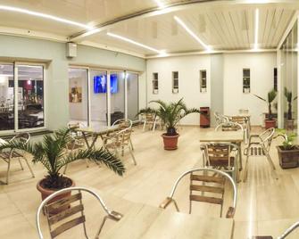 Clean Hotel - Blida - Lobby