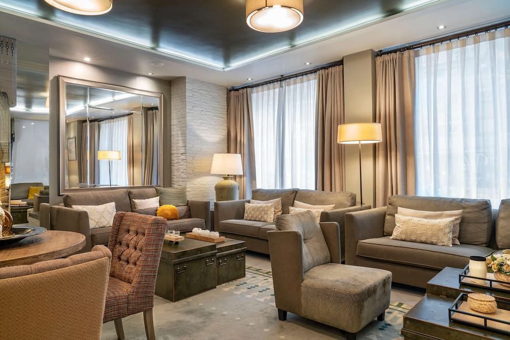 فينسي البيزن - غرناطة - ردهة