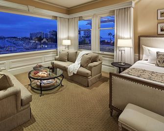 Glorietta Bay Inn - Coronado - Living room