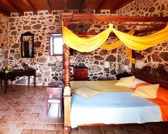 Hotel Rural Restaurante Mahoh - Villaverde - Habitación