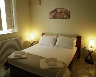 Sine Tempore B&B - Manduria - Habitación