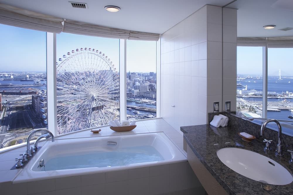 Bathroom view of The Yokohama Bay Hotel Tokyu