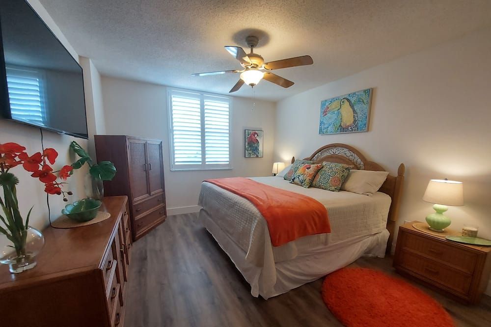 Luxury Tower Condo at CityPlace in the heart of The Square, West Palm Beach - Palm Beach - Bedroom