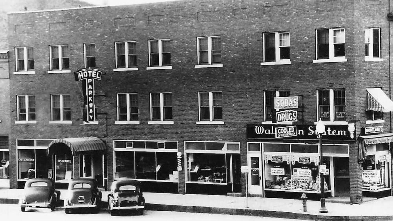 William Watson Hotel