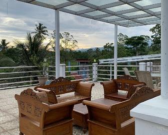 Humbly Boutique Hotel - Puncak - Bar