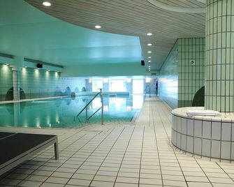 Vayamundo Oostende - Ostende - Piscina