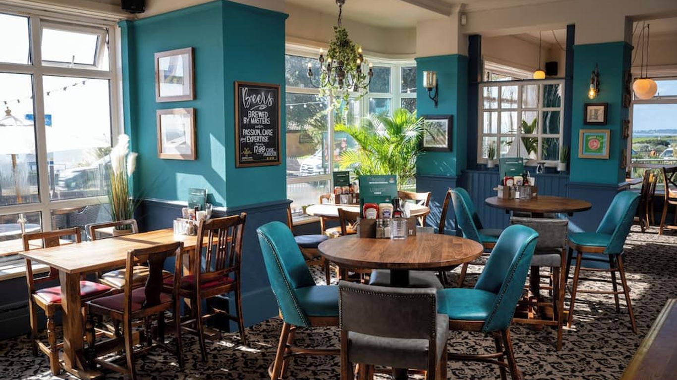 Commodore Hotel by Greene King Inns