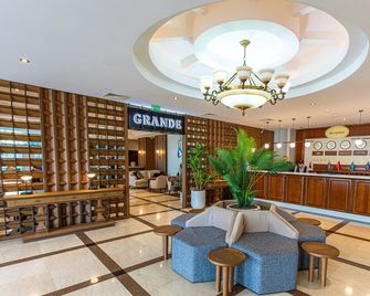Grand Hotel Victory - Aktau - Front desk