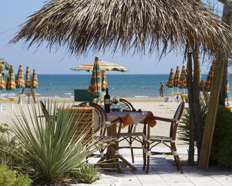 Oasi Beach Hotel - Vieste - Beach