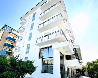 Clubhotel Residence Cesenatico - Cesenatico - Gebouw