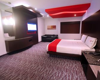 Motel Via - Tijuana