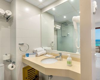 Hotel Biniamar - Cala Millor - Bad