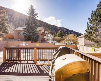 2 Mi to Dtwn Durango Family Resort Retreat! - Durango - Balcony