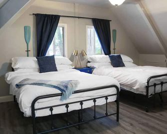 Cozy 4-bedrooms cabin with Game room and Hot tub in Pioneer - Pioneer - Bedroom