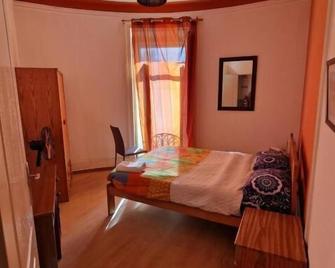 Alojamento Local Private Accommodation - Lisbon - Bedroom