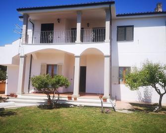 Appartamento in villa Porto Pollo - Porto Pollo - Building