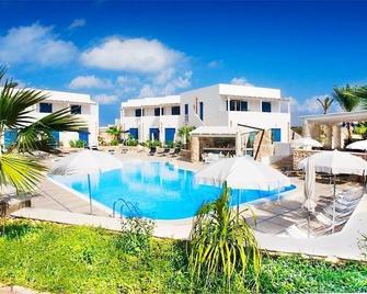 Villaggio Cala La Luna - Favignana - Piscina