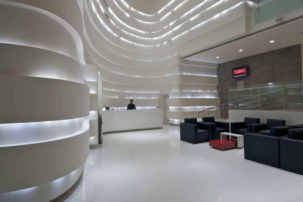 Keys Select by Lemon Tree Hotels, Thiruvananthapuram - טריבאנדרום - לובי