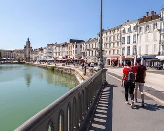 Hôtel La Tour de Nesle La Rochelle Vieux Port - La Rochelle