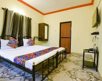 Via Joaquim Beachside Resort - Nr Tito's Lane, Baga Beach - Baga - Slaapkamer