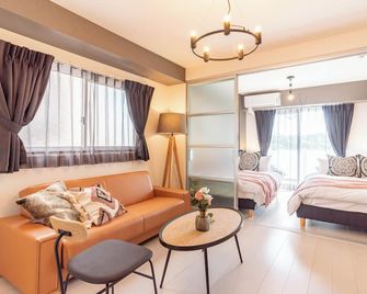 Bijou Suites Bloom - Osaka - Sala de estar