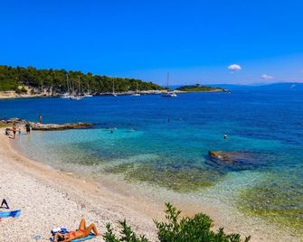 Faros Ennea in Gaios - Gaios - Beach