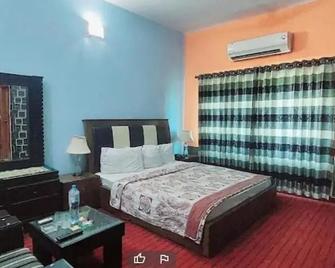 Mulberry Guest House F-10 - Islamabad - Bedroom