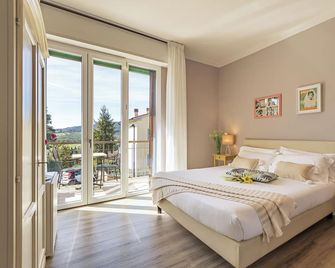 B & B La Cornice - Gina Room With Bathroom and Private Terrace - San Gimignano - Sovrum