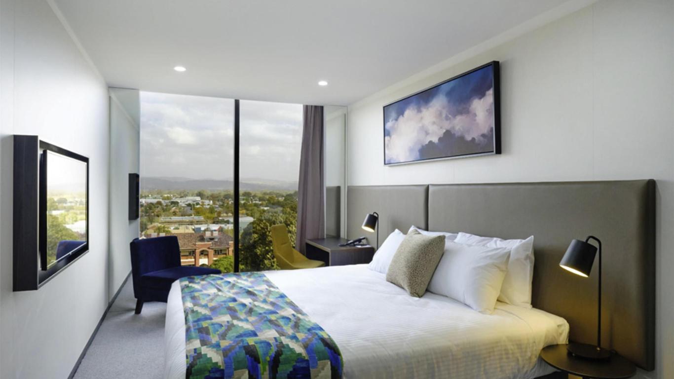 Mantra Albury Hotel
