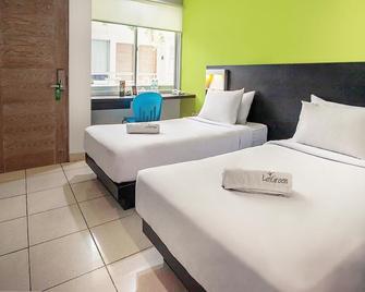 Legreen Suite Tondano - Jakarta - Bedroom