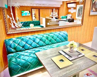 Hotel Beautiful - Nador - Ingresso
