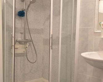 Santa Lina - Ajaccio - Bathroom
