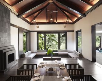 Taj Madikeri Resort & Spa Coorg - מדיקרי - לובי