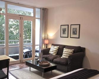 Cape Breaks - Cape Town - Living room