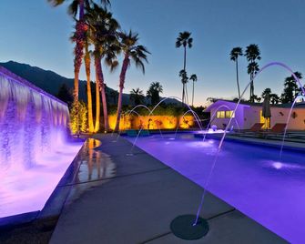 Casa R&R - for the ones who want a quiet break from their hectic life - Palm Springs - Piscina