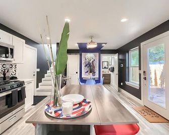 Stylish 3br East Side Retreat W Patio & Bbq - אוסטין - מטבח