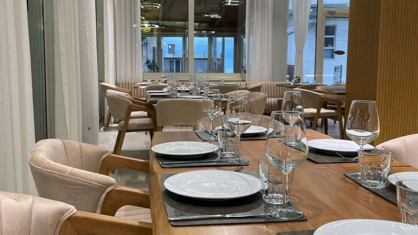 Hotel Vila Misiri