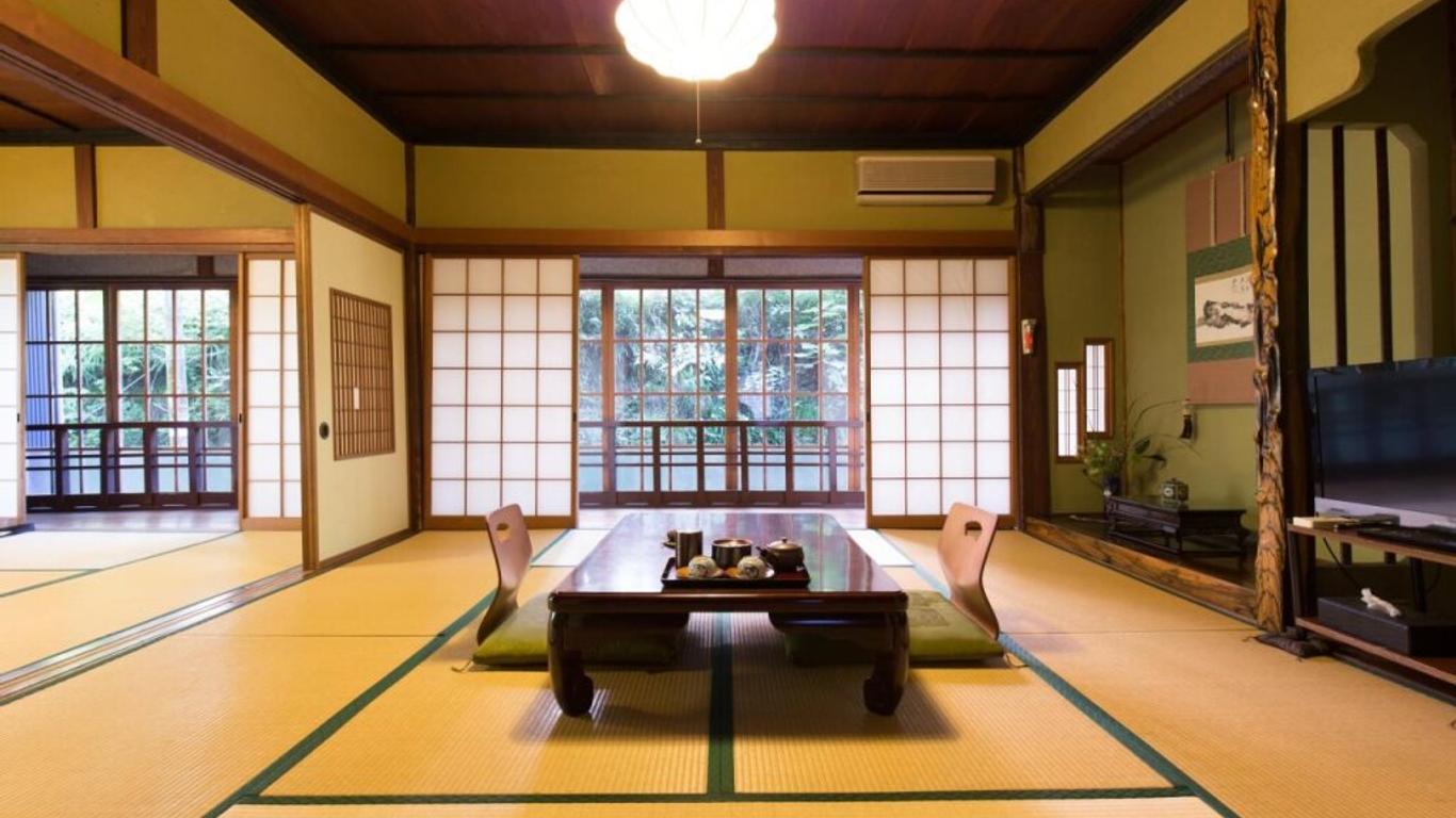 丹格亞旅館 - 上市