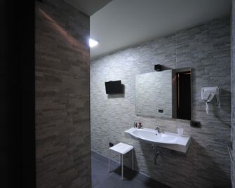 Gatto Bianco House - Bari - Servicio de la habitación