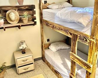 Anza surfhouse - Agadir - Habitación