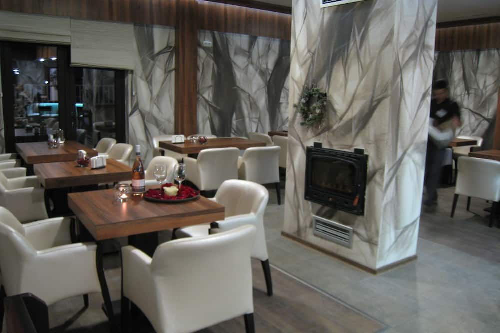 Milano Hotel - בורגאס - מסעדה