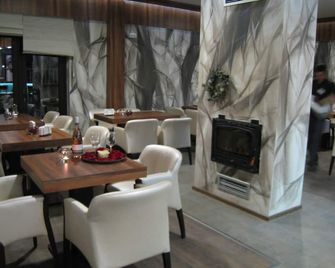 Milano Hotel - בורגאס - מסעדה