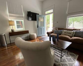 Brand New Uptown Gem - New Orleans