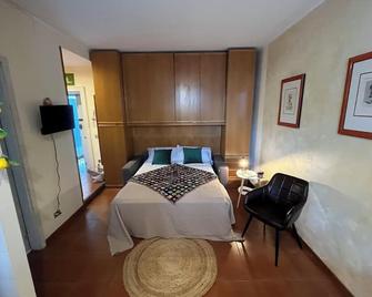 Spallanzani Apartment - Milão - Quarto